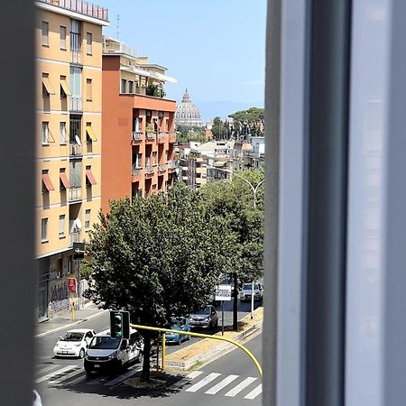 Near Vatican, Irnerio 47 Guest House Rome Exterior photo