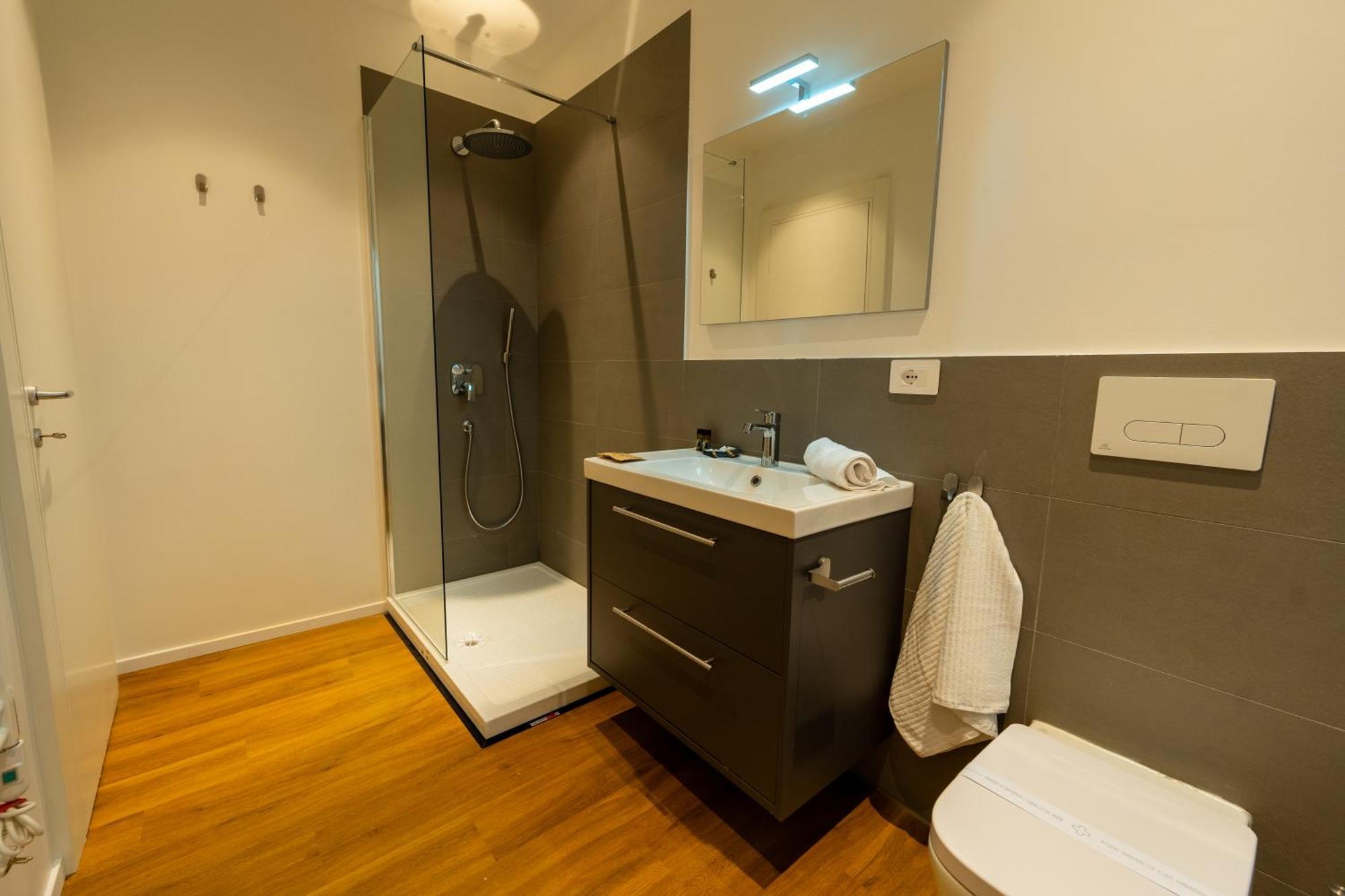 Near Vatican, Irnerio 47 Guest House Rome Exterior photo