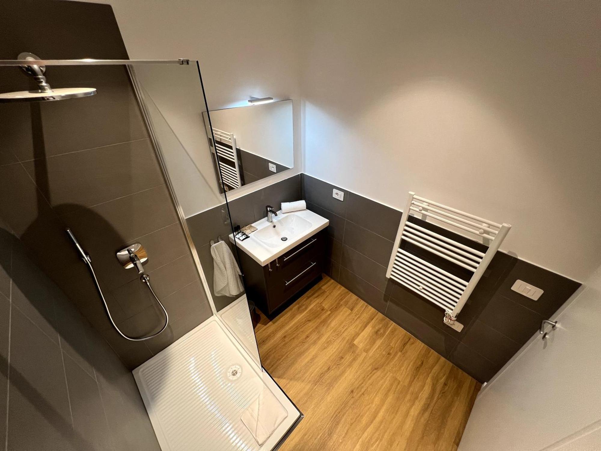 Near Vatican, Irnerio 47 Guest House Rome Room photo