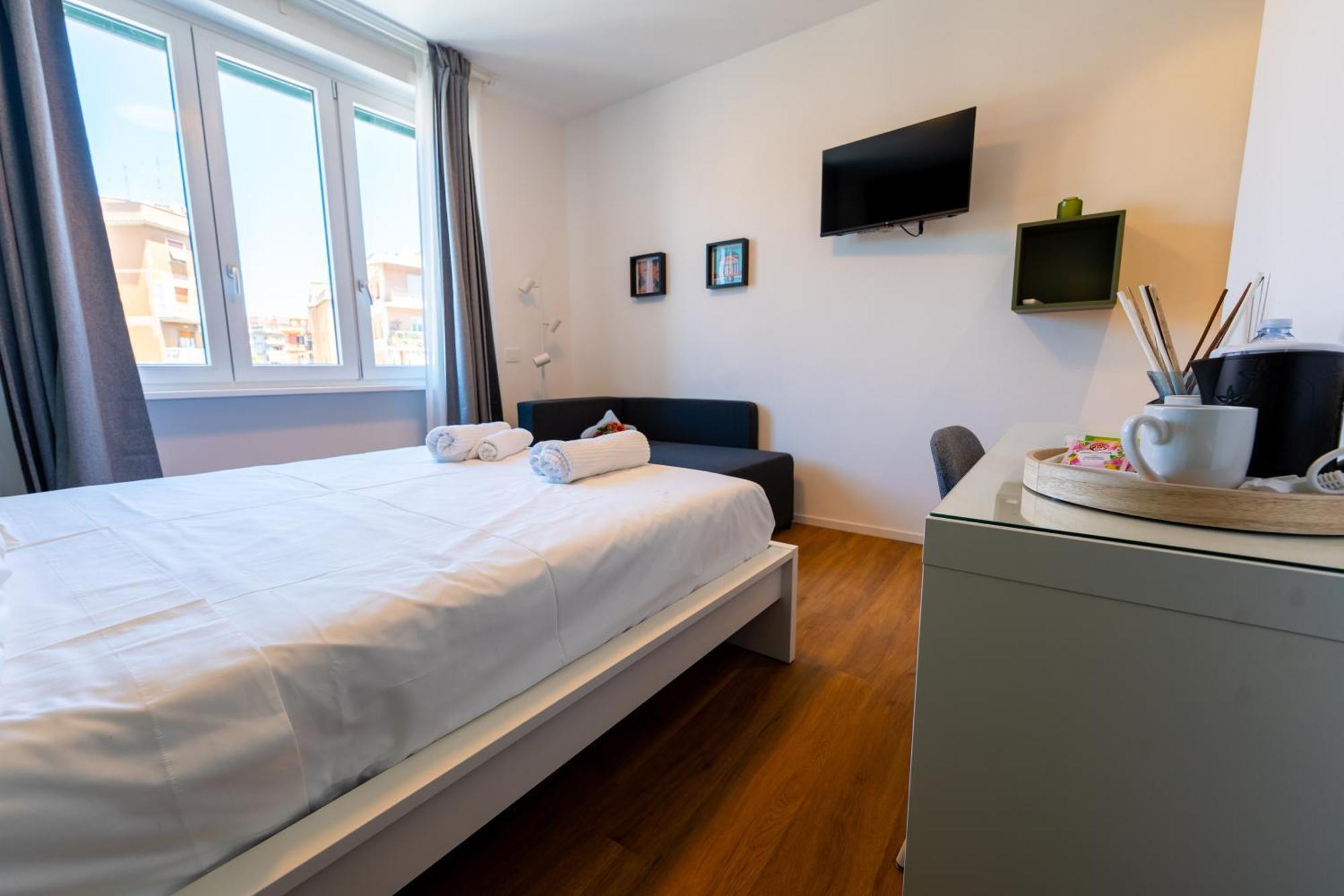 Near Vatican, Irnerio 47 Guest House Rome Room photo
